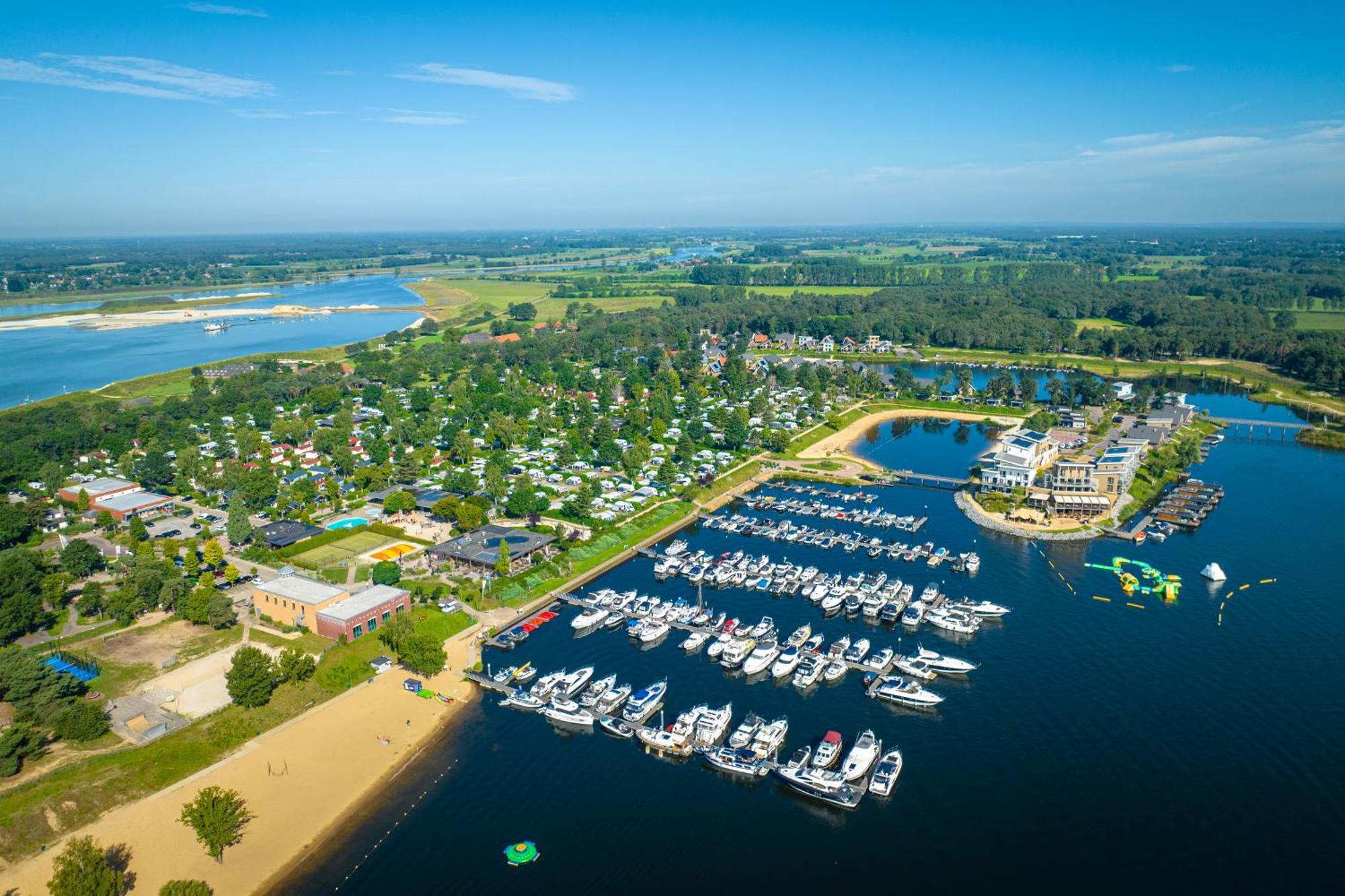 Vakantie & Resort Leukermeer Well  Kültér fotó