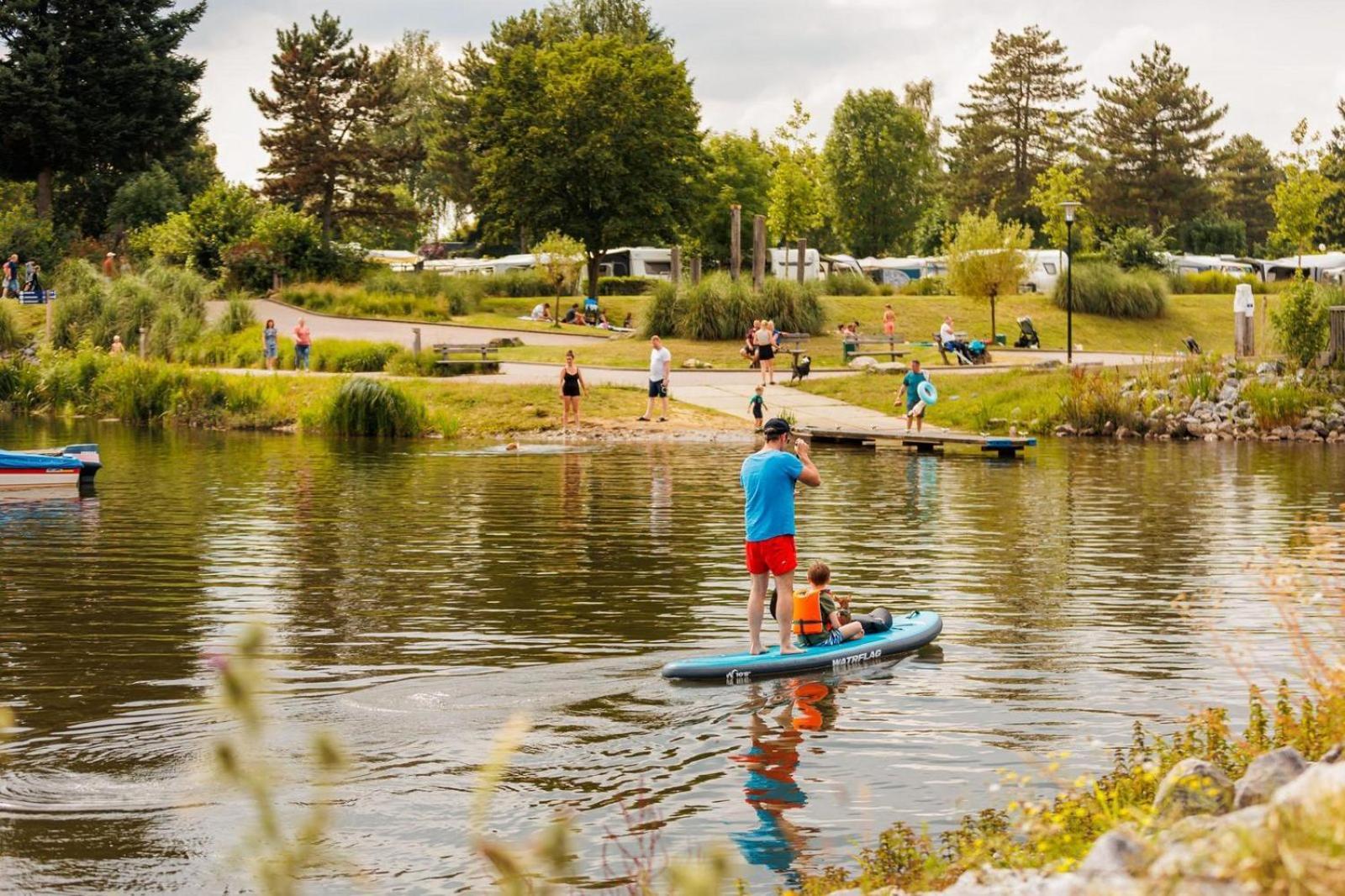 Vakantie & Resort Leukermeer Well  Kültér fotó