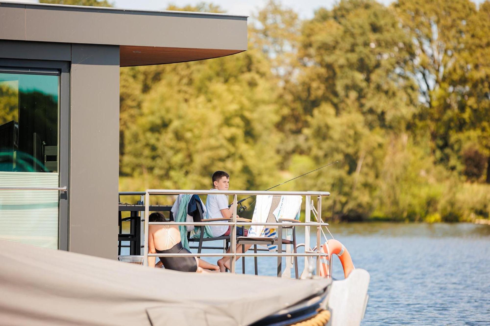 Vakantie & Resort Leukermeer Well  Kültér fotó